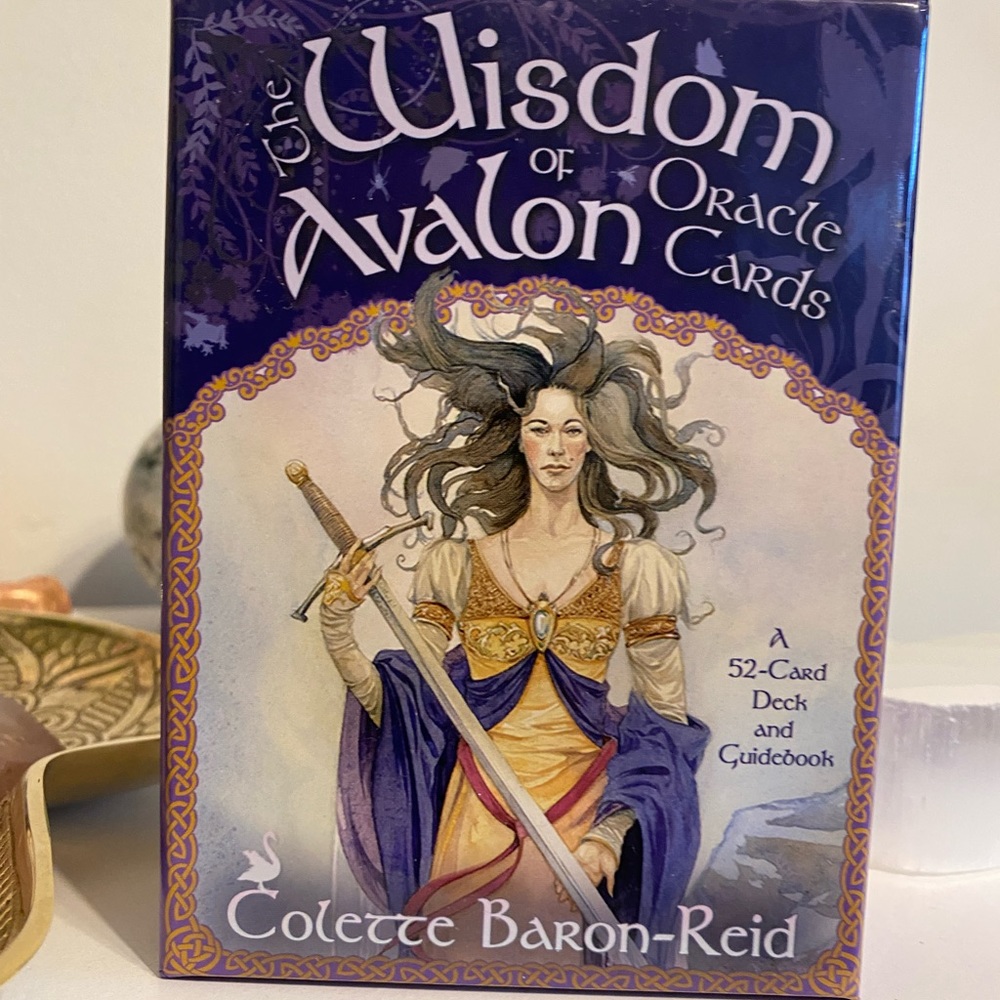 The Wisdom Of Avalon Oracle Cards